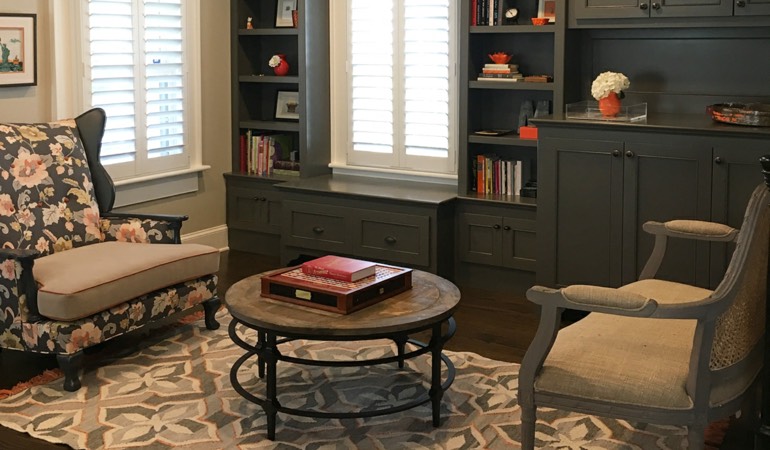Give your living area a complete new look and feel by just moving around the furniture. Sitting area with a desk and chair